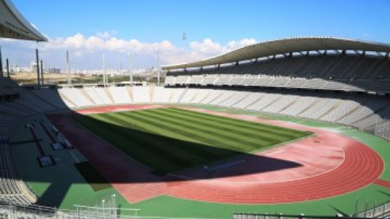 Atatürk Olimpiyat Stadı