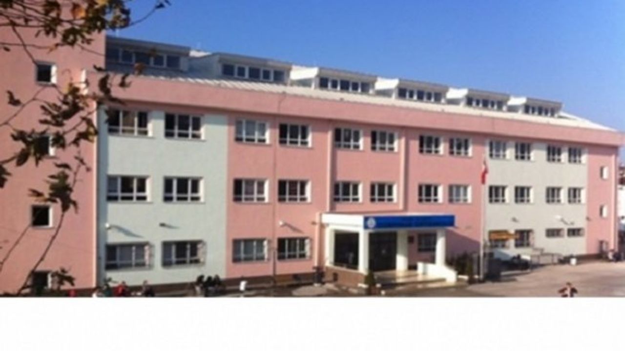 Gürpınar Ortaokulu, Adres, Telefon, Ulaşım