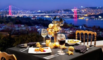 Conrad İstanbul Bosphorus’tan Boğaz manzarası eşliğinde Noel ve Yılbaşı Kutlamaları
